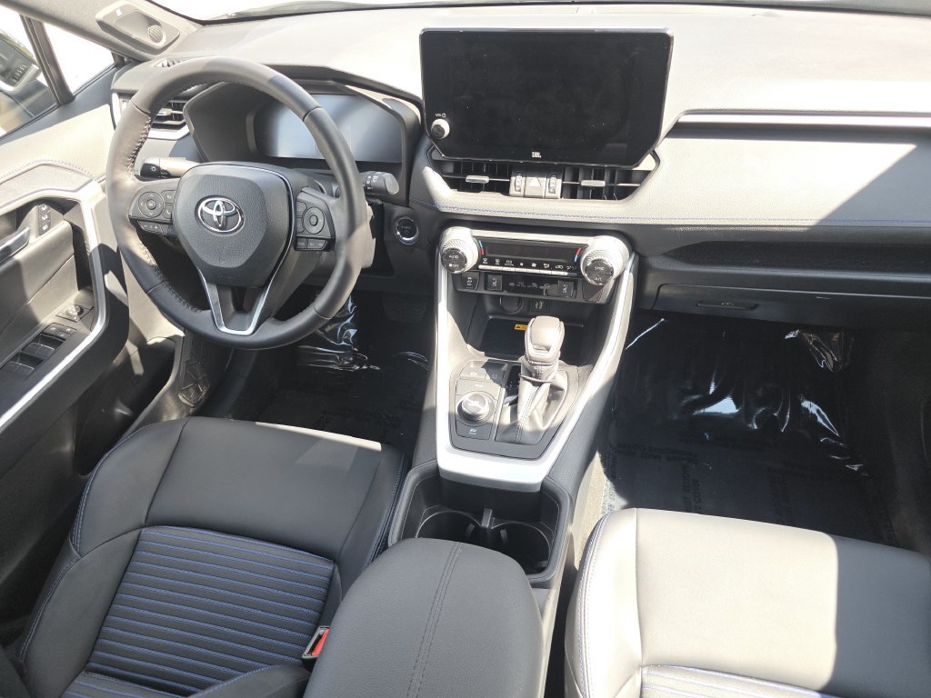 Used 2024 Toyota RAV4 XSE w/ Advanced Technology Package AWD/4WD image 19