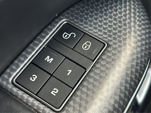 Used 2020 Land Rover Range Rover Sport HSE Dynamic image 38