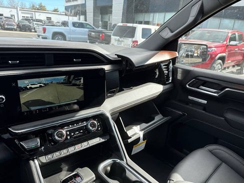 New 2026 GMC Sierra 1500 Denali w/ Denali Reserve Package image 22