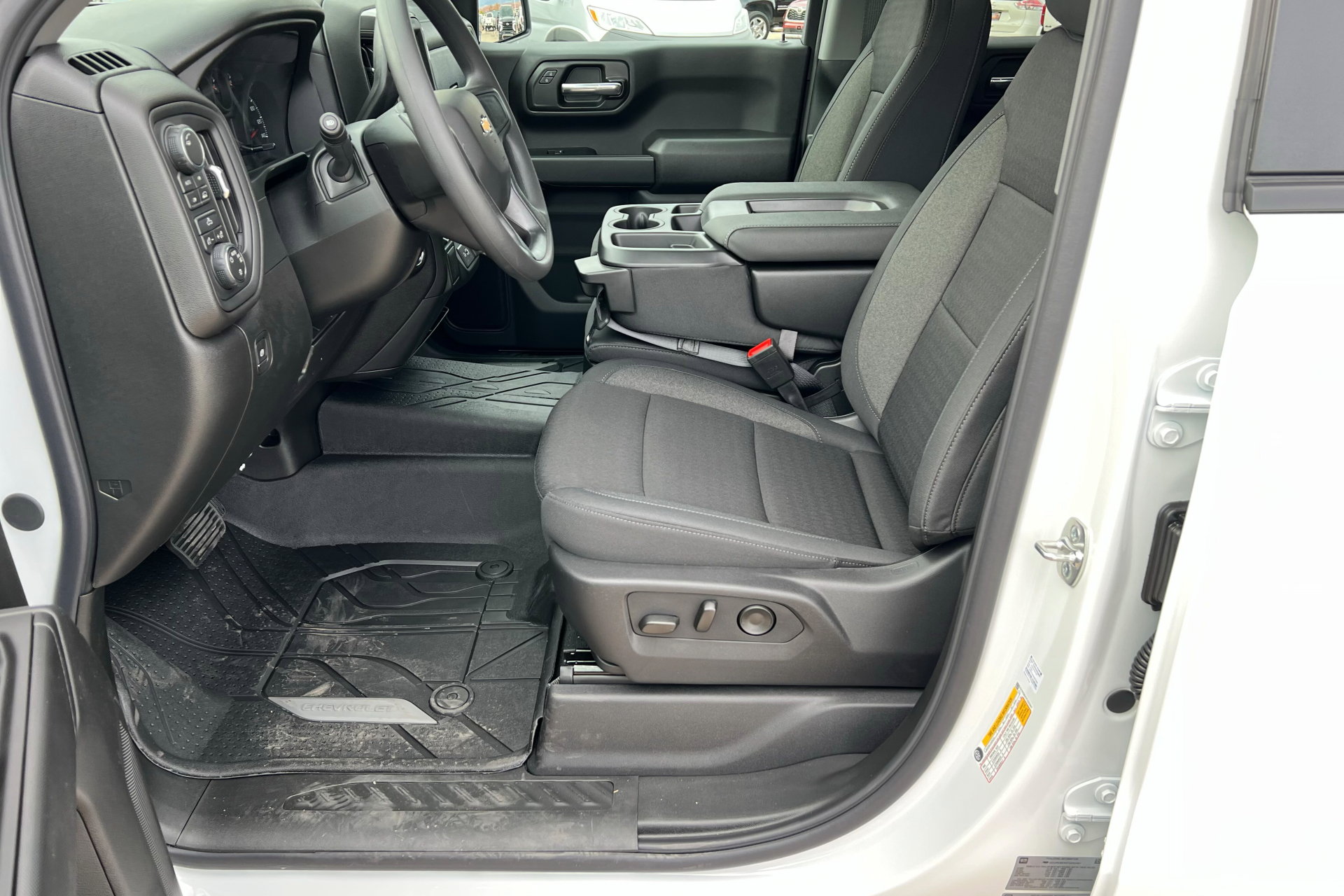 New 2026 Chevrolet Silverado 1500 Custom AWD/4WD image 18