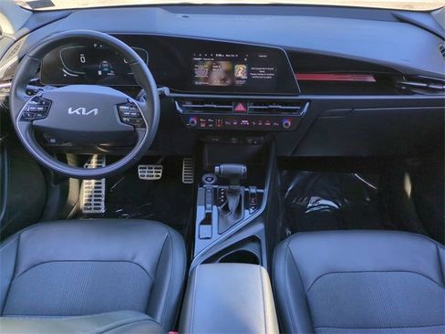 Used 2023 Kia Niro EX Touring image 15