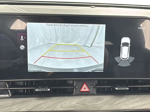 Used 2025 Kia Sportage X-Line image 25