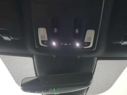 Certified 2025 Honda Pilot TrailSport image 37