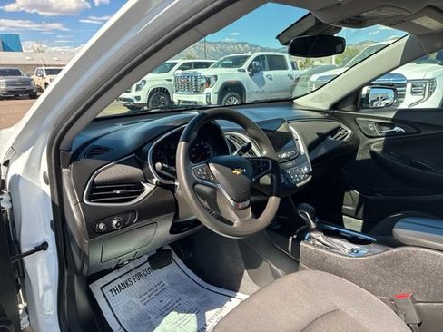 Used 2023 Chevrolet Malibu LT FWD image 10