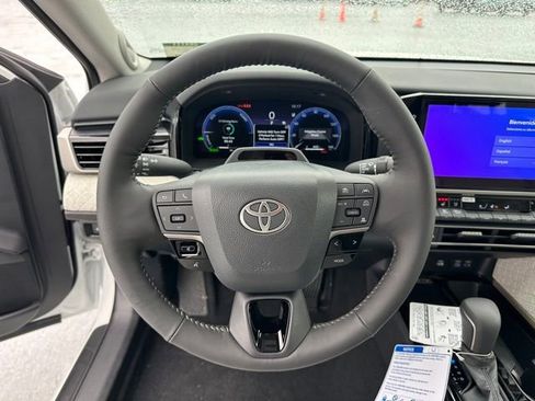 New 2026 Toyota Camry XLE image 12
