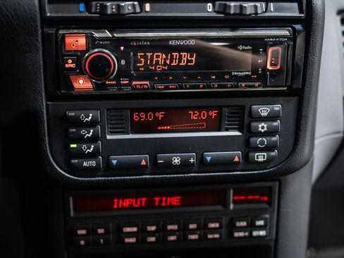 Used 1996 BMW M3 Coupe image 25