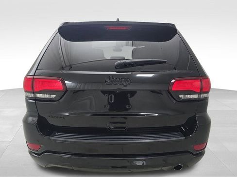 Used 2020 Jeep Grand Cherokee Altitude image 8