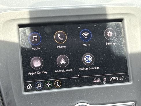 Used 2020 Chevrolet Equinox LS w/ LPO, Floor Liner Package FWD image 18