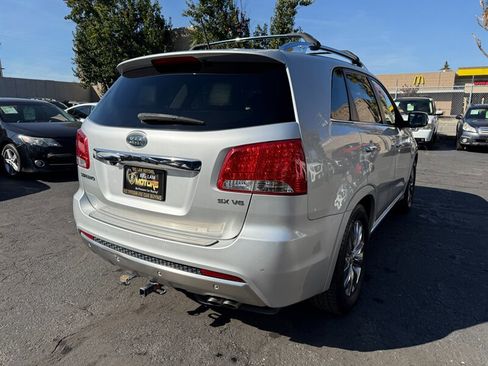 Used 2012 Kia Sorento SX w/ SX Premium Pkg image 5
