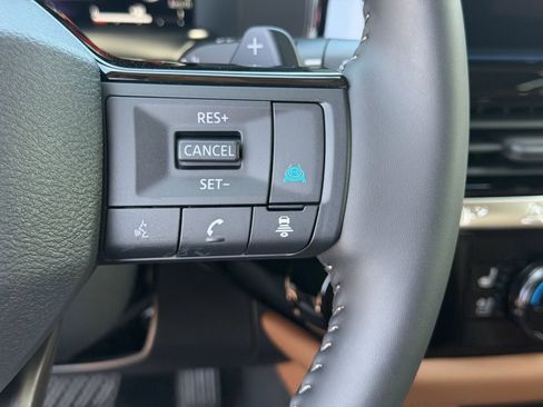 New 2026 Nissan Pathfinder Platinum w/ Accent Package AWD/4WD image 19