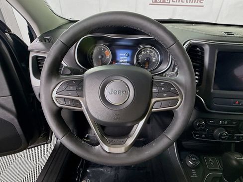 Used 2022 Jeep Cherokee Latitude Lux AWD/4WD image 19