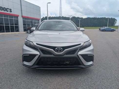 Used 2024 Toyota Camry SE FWD image 8