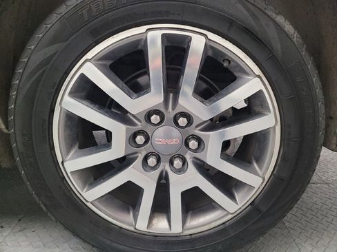 Used 2013 GMC Acadia Denali FWD image 31