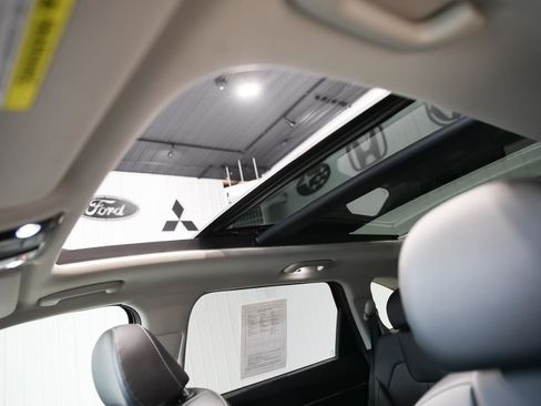 Used 2022 Kia Sorento SX image 26