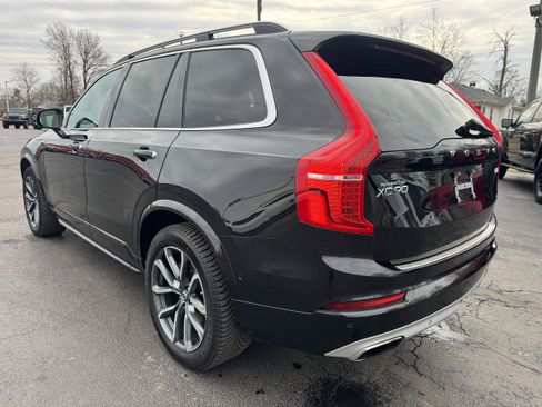 Used 2017 Volvo XC90 T6 Momentum w/ Vision Package AWD/4WD image 5