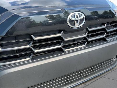 Certified 2026 Toyota Corolla Cross LE FWD image 29