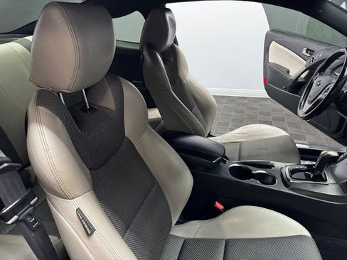 Used 2016 Hyundai Genesis 3.8 image 43