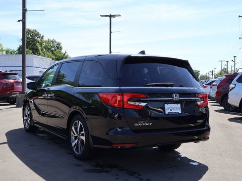 Certified 2023 Honda Odyssey Touring image 5