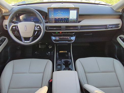 New 2026 Lincoln Corsair Reserve image 15