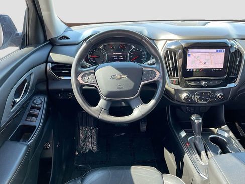 Used 2020 Chevrolet Traverse RS image 23