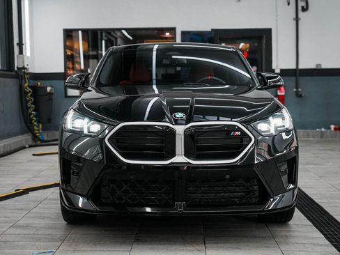 Used 2024 BMW X2 M35i image 2