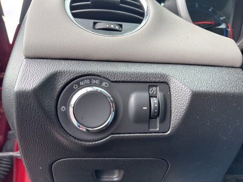 Used 2014 Chevrolet Cruze LT w/ All-Star Edition image 24