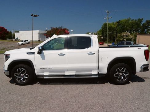 Used 2025 GMC Sierra 1500 SLT w/ SLT Premium Plus Package AWD/4WD image 4