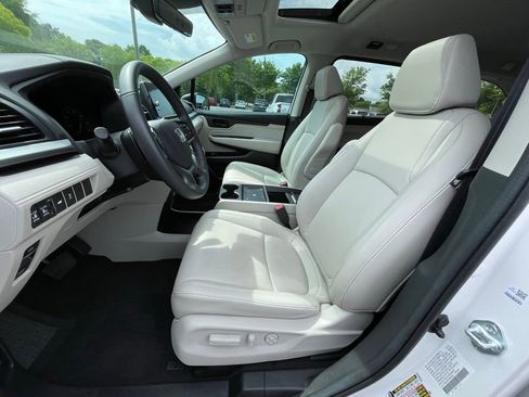 Certified 2026 Honda Odyssey EX-L image 27