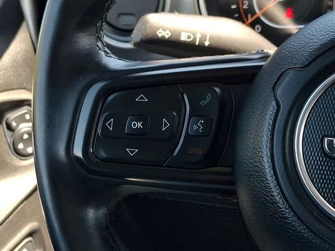 Used 2021 Jeep Gladiator Sport AWD/4WD image 26