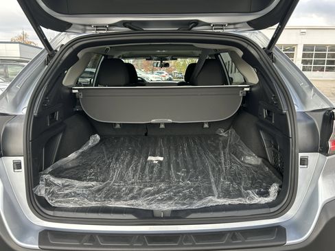 Certified 2025 Subaru Outback Premium image 25