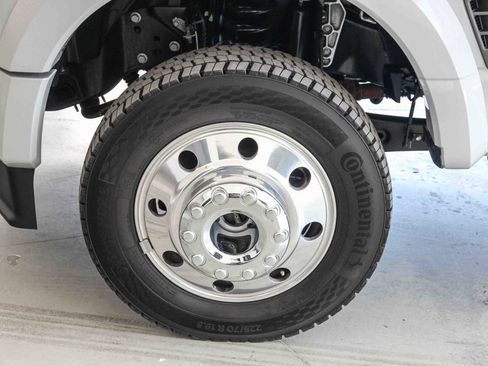 Certified 2026 Ford F450 Platinum w/ FX4 Off-Road Package AWD/4WD image 11