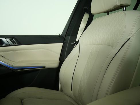 Certified 2023 BMW X5 sDrive40i w/ Executive Package image 25