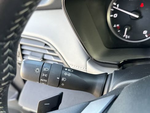 Certified 2025 Subaru Outback Premium w/ Popular Package #1A image 25