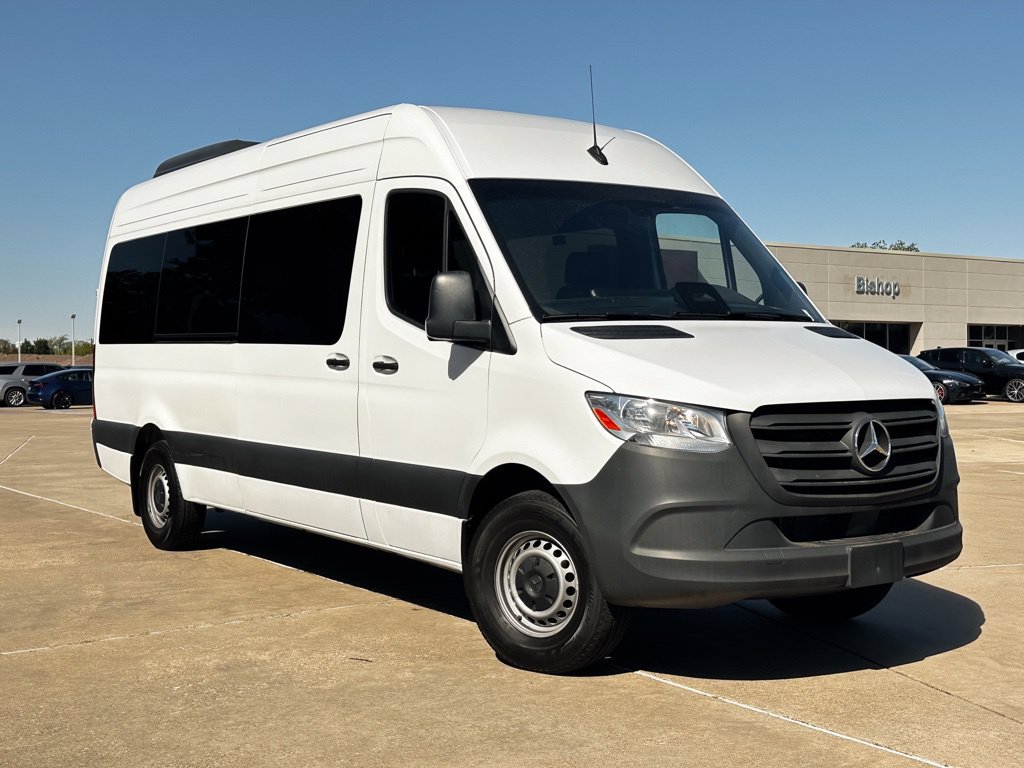 Used 2025 Mercedes-Benz Sprinter 2500 image 1