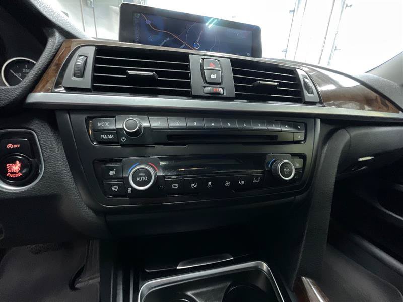 Used 2015 BMW 428i Gran Coupe xDrive w/ Technology Package AWD/4WD image 17
