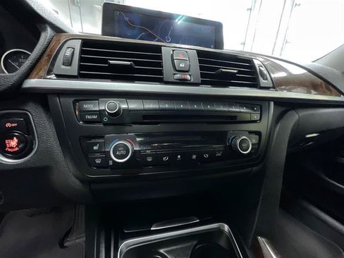 Used 2015 BMW 428i Gran Coupe xDrive w/ Technology Package AWD/4WD image 17