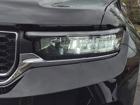 Used 2025 Jeep Grand Cherokee Laredo X w/ Luxury Tech Group I image 22