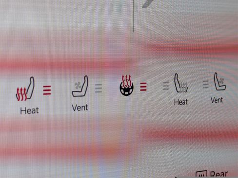 Used 2025 RAM 2500 Laramie image 15