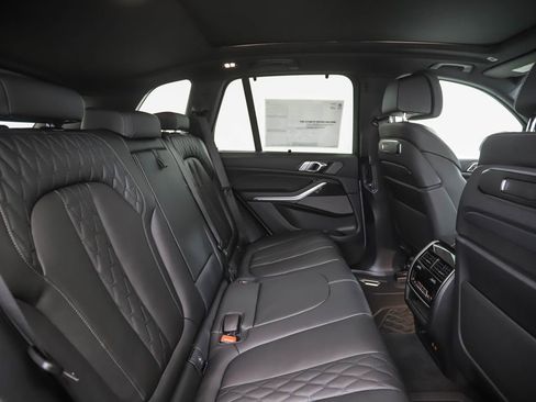 New 2026 BMW X5 xDrive50e w/ Executive Package AWD/4WD image 27