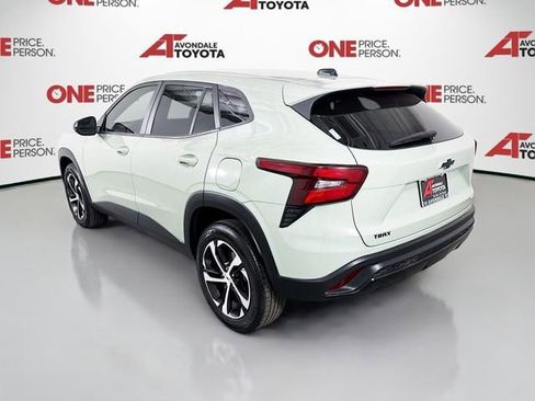 Used 2024 Chevrolet Trax RS image 5