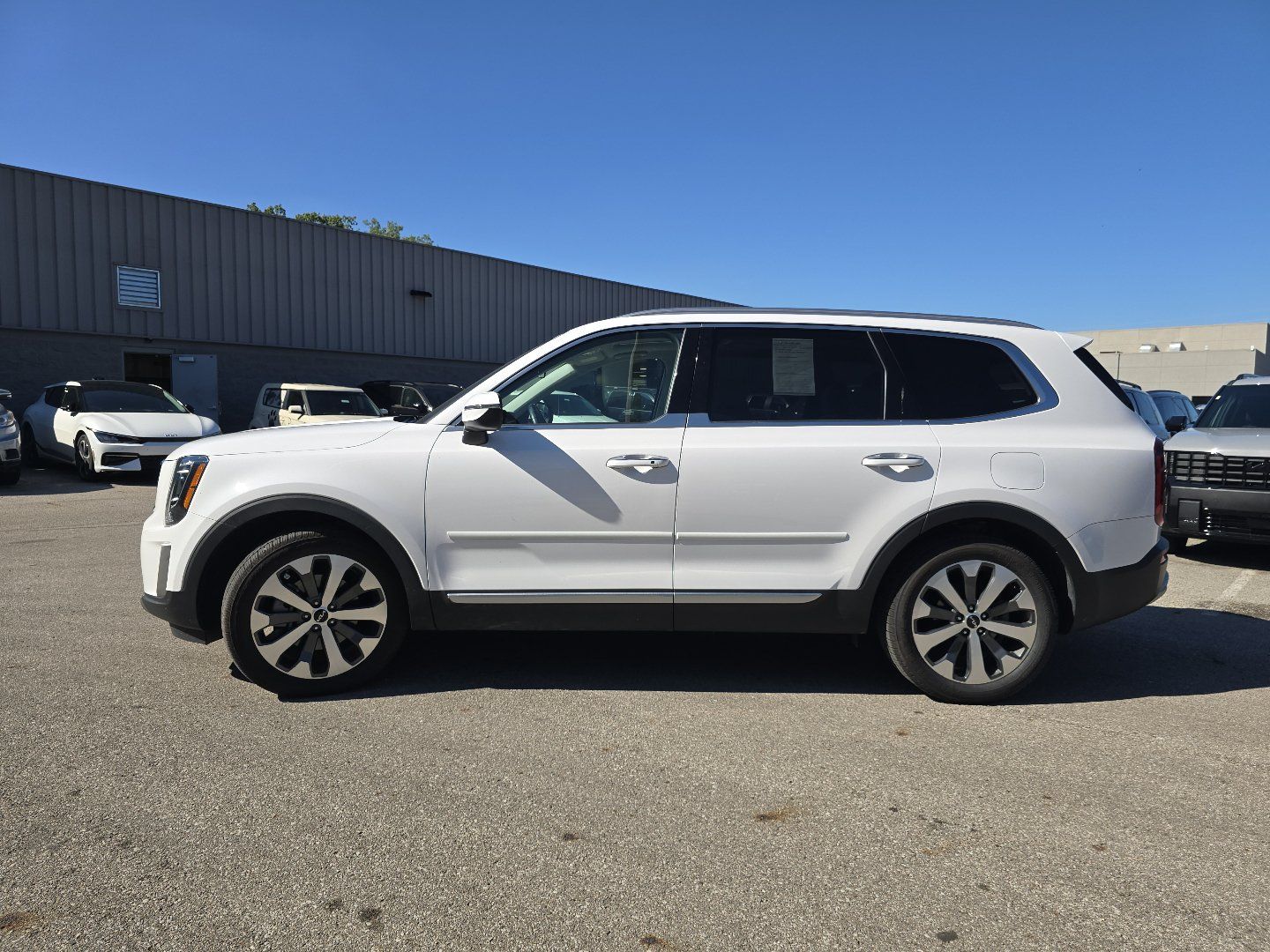 Used 2022 Kia Telluride S AWD/4WD image 15