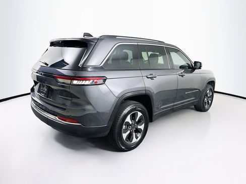 Used 2022 Jeep Grand Cherokee Limited 4xe w/ Luxury Tech Group II AWD/4WD image 9