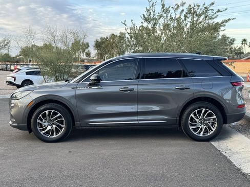 Used 2021 Lincoln Corsair Standard w/ Equipment Group 101A image 6