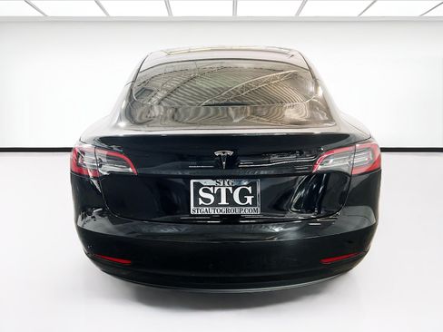 Used 2023 Tesla Model 3 Standard Range RWD image 5