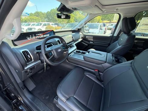 New 2027 Ford Expedition Max Platinum w/ Driver's Package AWD/4WD image 14