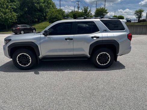Used 2025 Toyota 4Runner TRD Off-Road Premium w/ Tow Technology Package AWD/4WD image 6