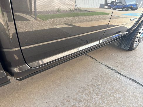 Used 2024 RAM 3500 Limited AWD/4WD image 10