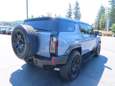 Used 2025 GMC Hummer EV 2X AWD/4WD image 8