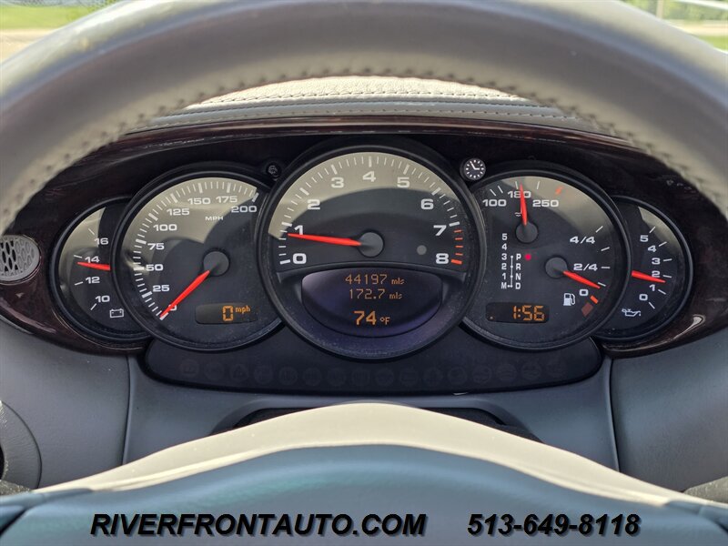 Used 2004 Porsche 911 Carrera RWD image 15