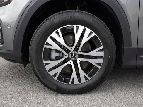 New 2026 Mercedes-Benz GLB 250 4MATIC image 5